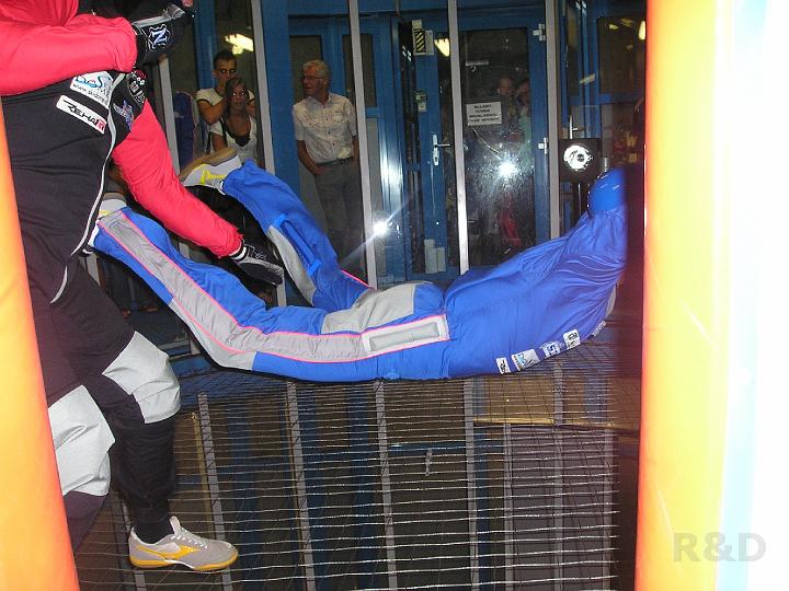 Indoor Skydive 12 augustus 2007 (28).JPG